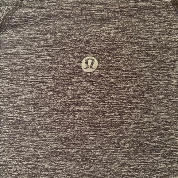 lululemon athletica🍋🤩Charcoal Long Sleeve Tee - Picture 6 of 6